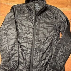 L.L. Bean women’s petite Quilted Black Puffer Jacket